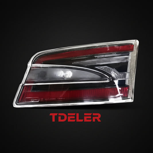 Tesla Model S baklykt indre 2012-21