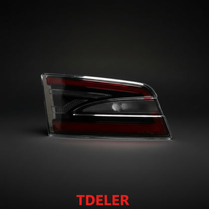 Tesla Model S baklykt indre 2012-21